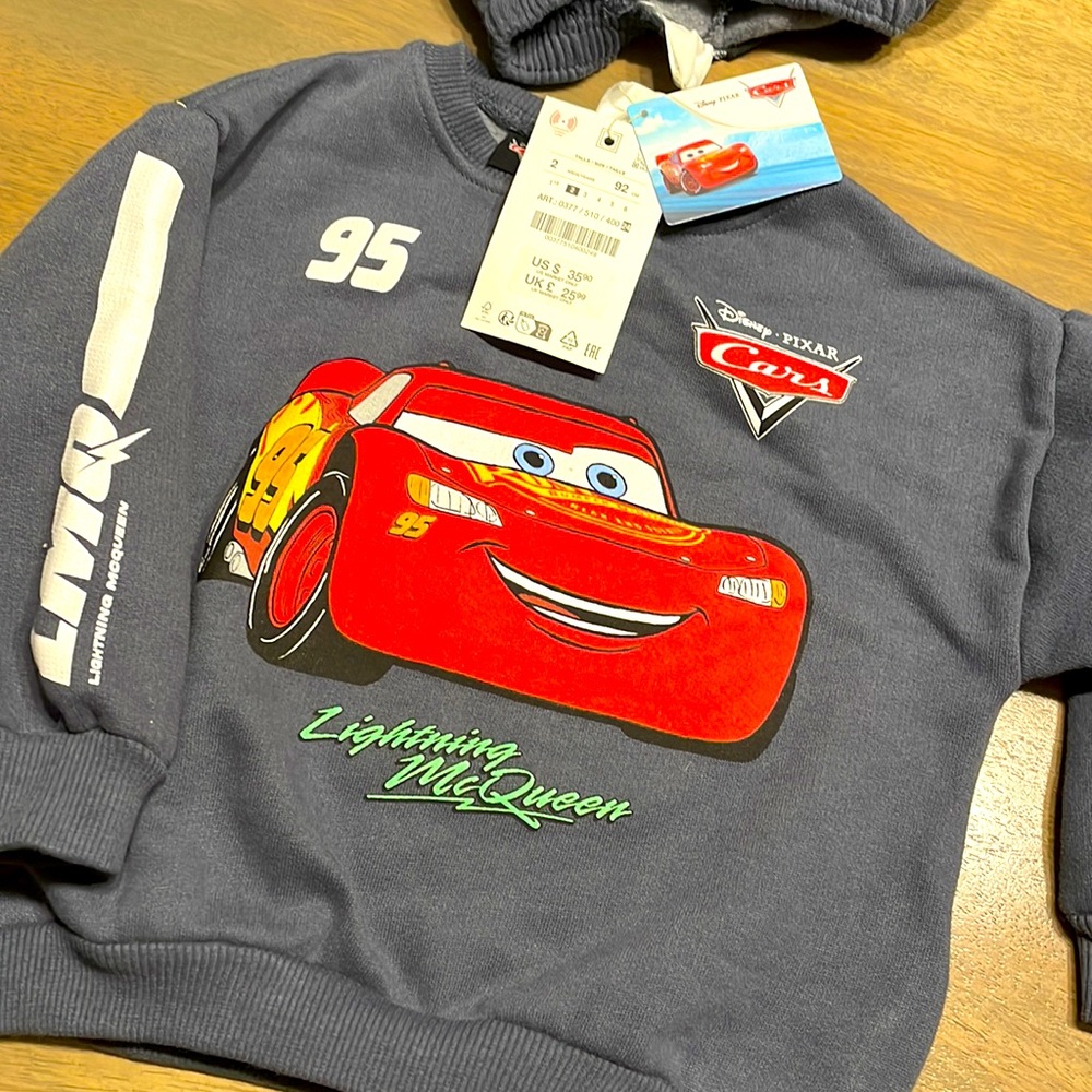 ZARA KIDS - NWT- Disney-Cars sweatsuit matching set- Lightning McQueen- 2YRS